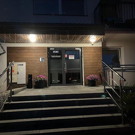 Perla Bieszczad 2 Apartment Ustrzyki Dolne Exterior photo